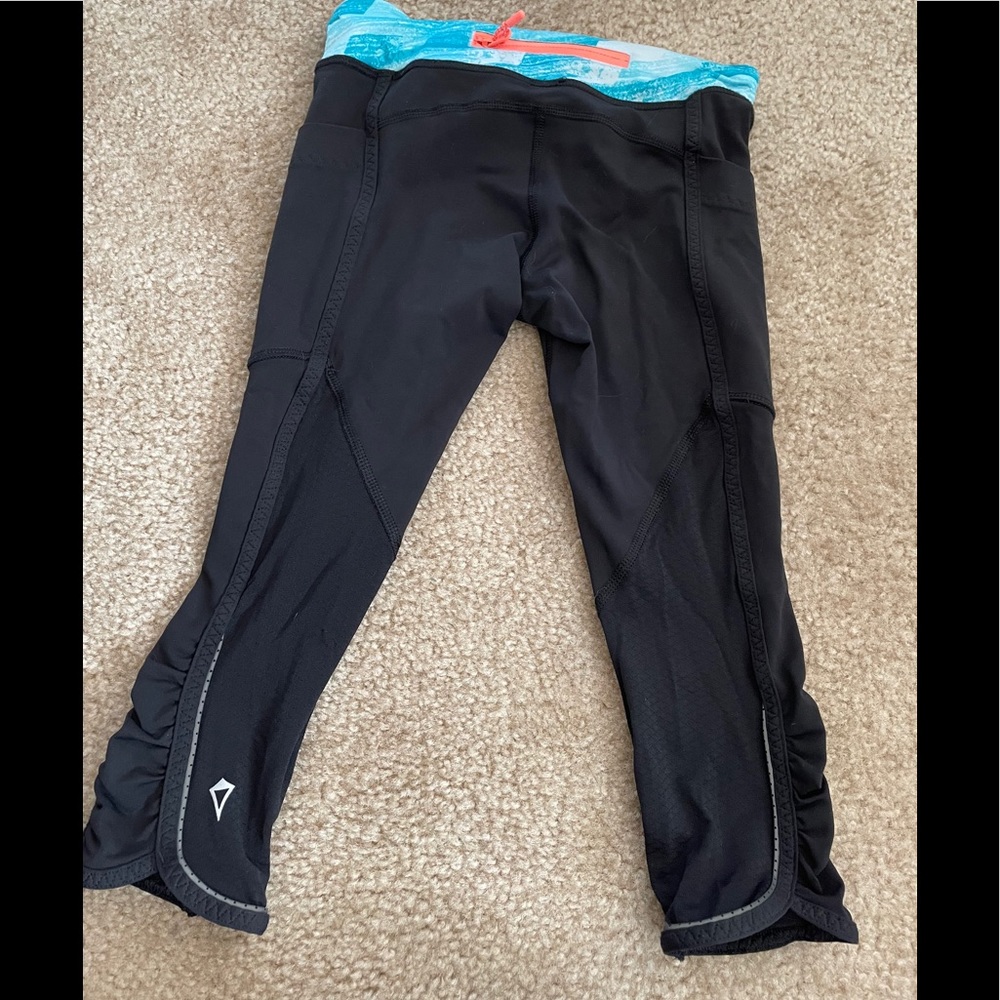 Ivivva by Lululemon legging. Girls Size 6/7